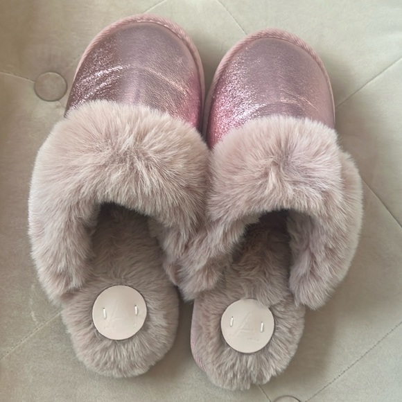 Pink Metallic Scuff Slippers - Picture 2 of 7